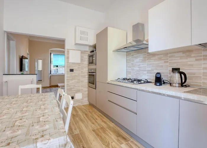 Awesome In With Wifi Апартаменти