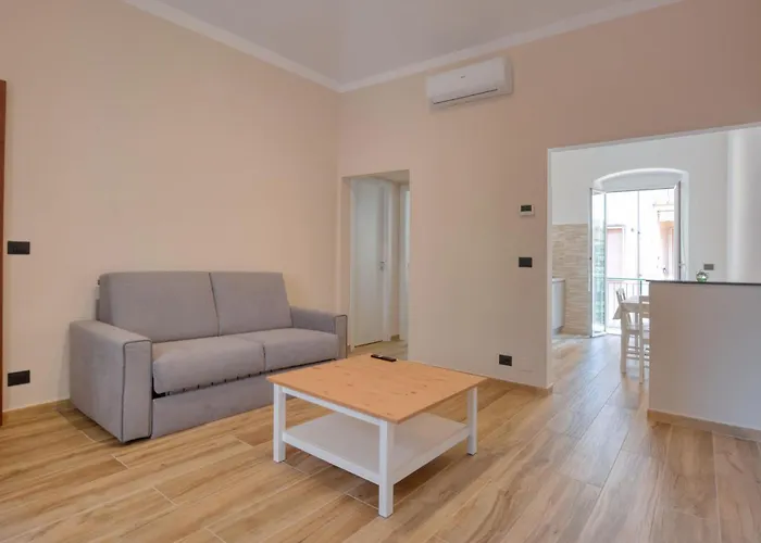 Апартаменти Awesome In With Wifi *